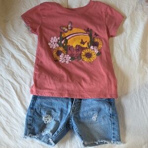 Girls Graphic T-Shirt And Shorts